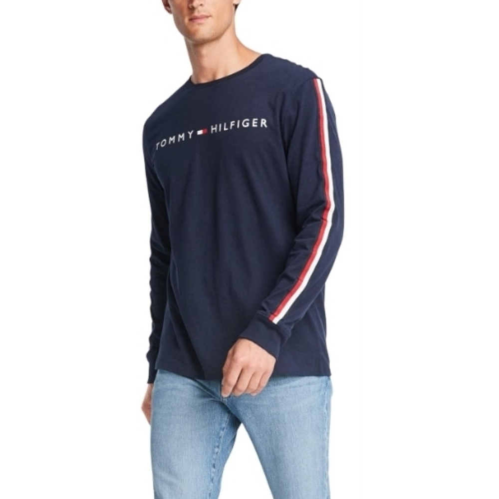 Tommy Hilfiger Men's Crew Neck Long Sleeve Cotton Graphic T-Shirt